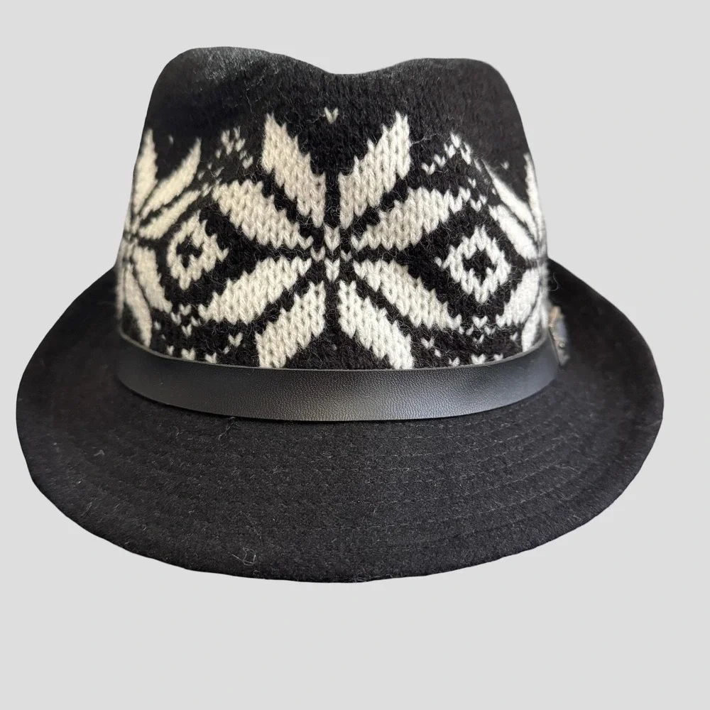 Snowflake Knit Hat Fedora Fitted Unisex Large Black White Winter Fair Isle - Picture 13 of 13